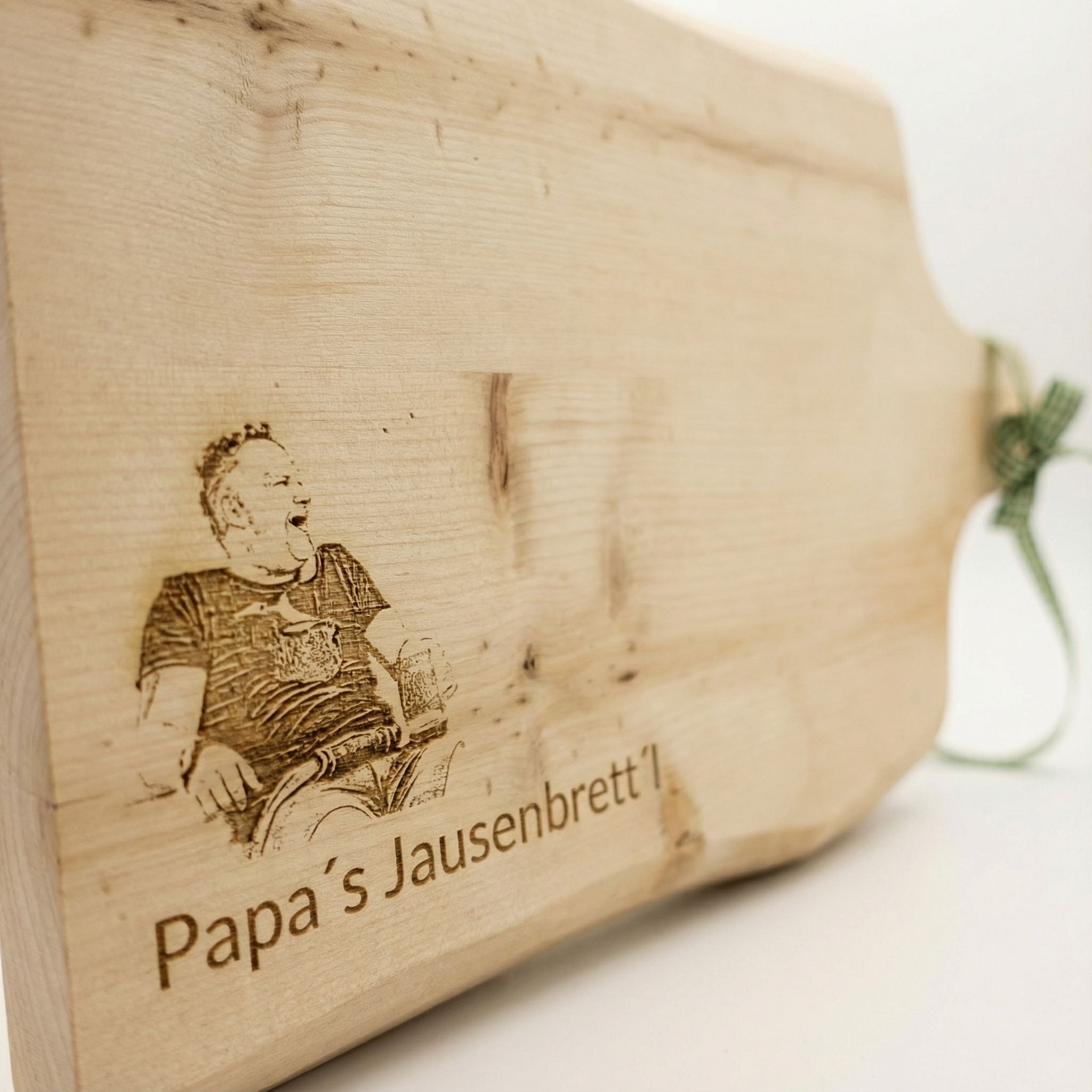 Jausenbrett Zirbe Papa Lasergravur
