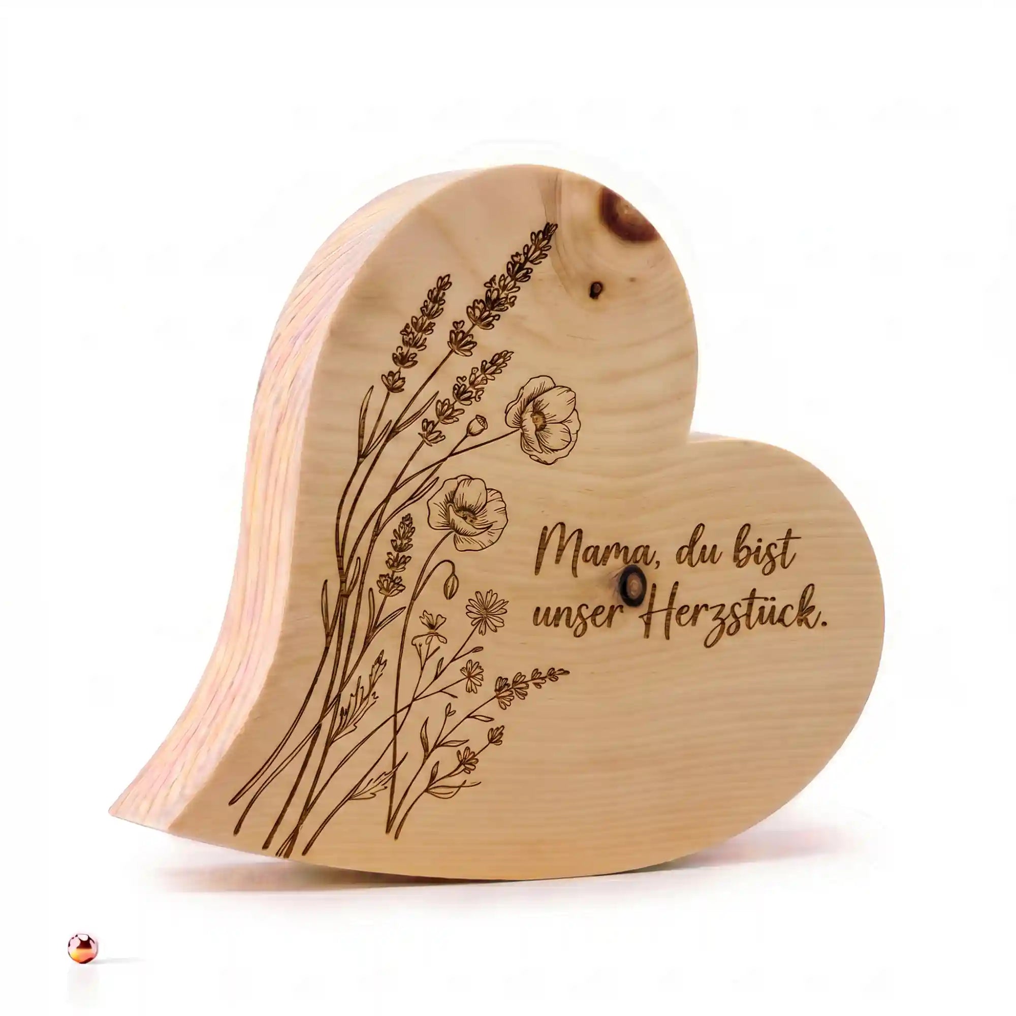 Zirbenherz Herzstueck mit Gravur Mama du bist unser Herzstueck und Wildblumen Motiv aus Holz als Geschenk fuer Mama. Zirbenherz Herzstueck mit Gravur Mama du bist unser Herzstueck und Wildblumen Motiv aus Holz als Geschenk fuer Mama.