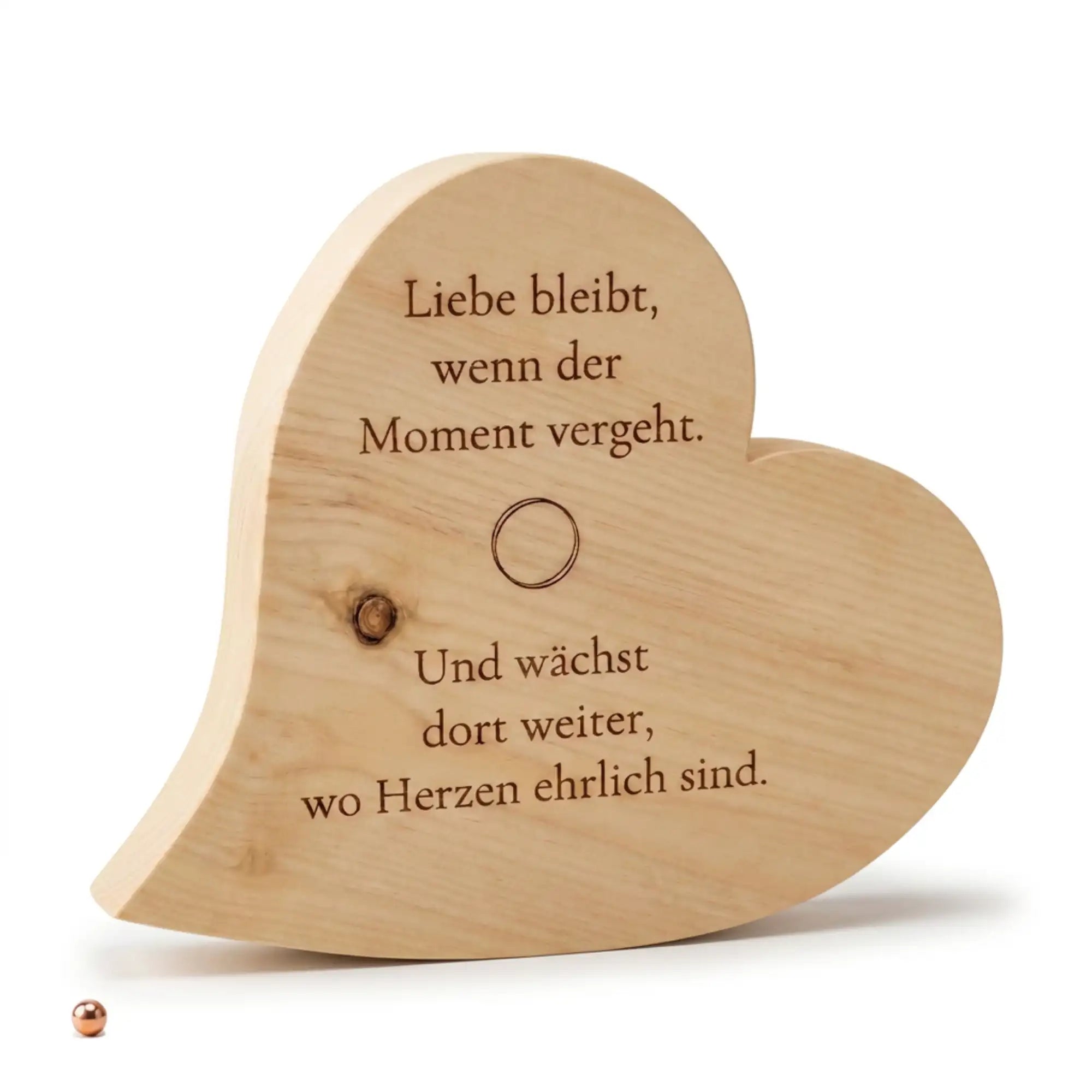 Zirbenherz personalisiertes Geschenk aus Zirbenholz mit Gravur. Zirbenherz personalisiertes Geschenk aus Zirbenholz mit Gravur.