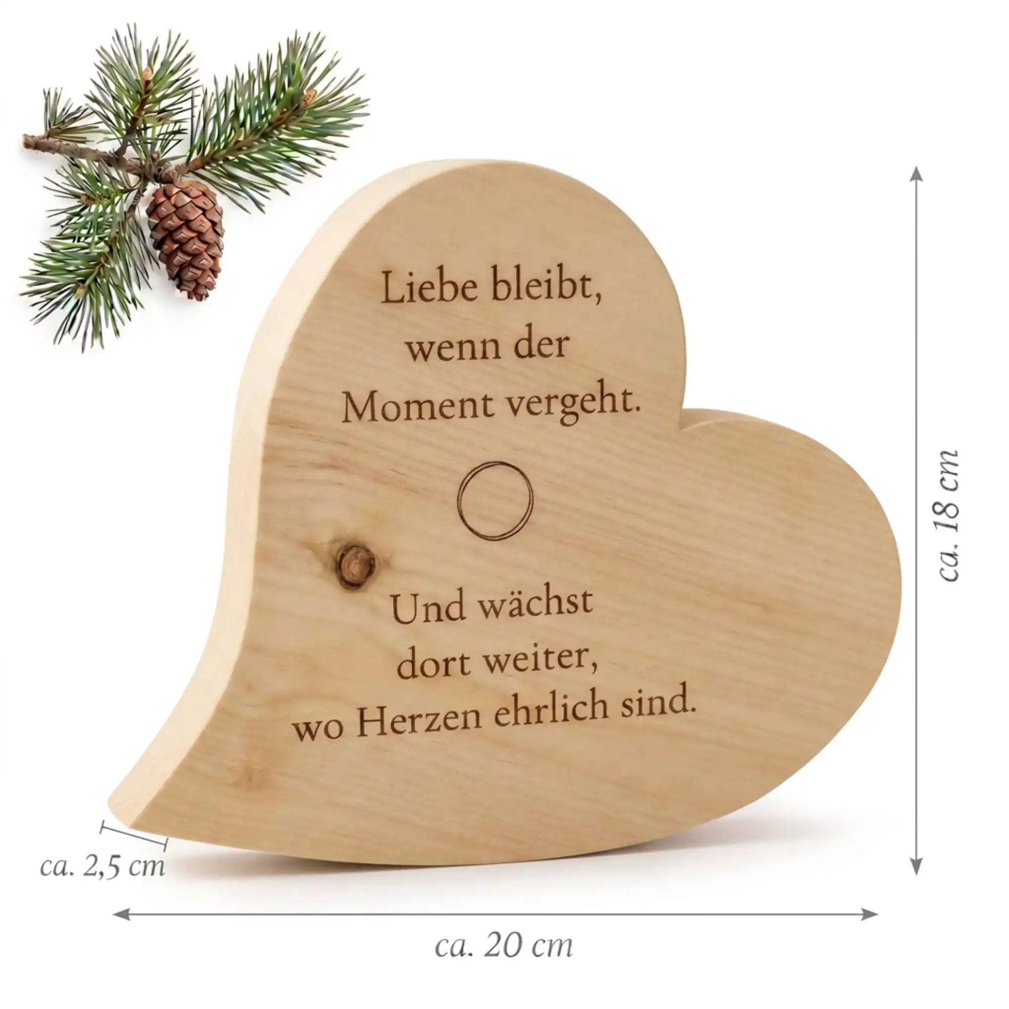 Zirbenherz mit Gravur und Logo personalisiert mit Abmessungen als persoenliches Geschenk.