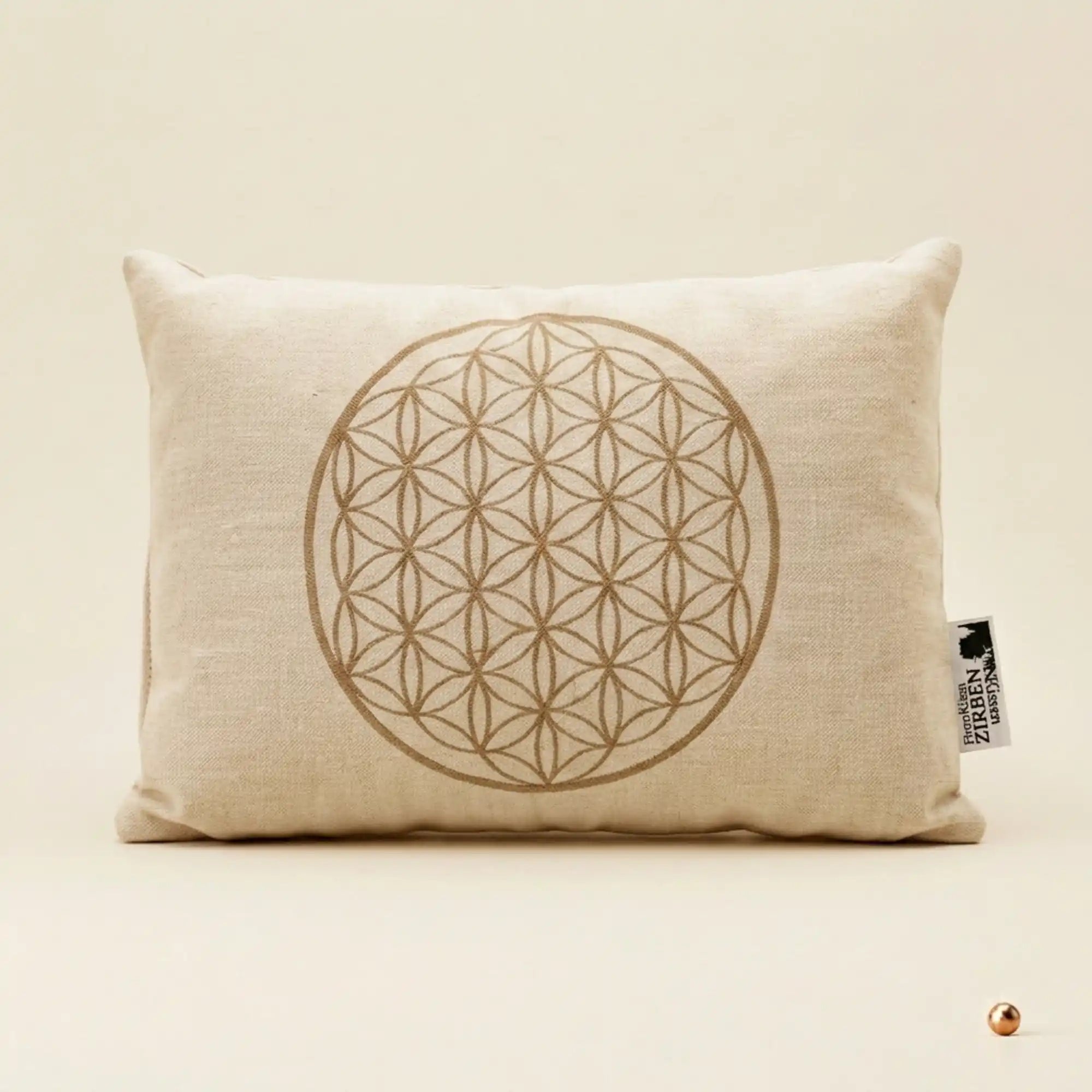 Zirbenkissen Blume des Lebens 30x20 beige Baumwolle Naturprodukt Tirol.
