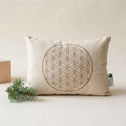 Zirbenkissen Zirbenprodukt 30x20 cm mit natürlichen Zirbenflocken und aymbol Blume des lebens handgefertigt in Tirol mit leichter Deko aus ästen